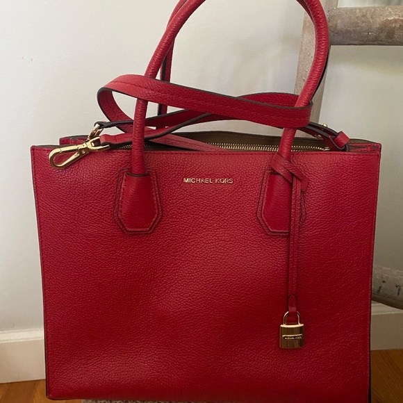 Micheal Kors Mercer Handbag - Picture 5 of 5